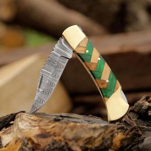 Couteau de poche pliant artisanal de nouvelle conception pour le camping et la chasse en plein air, avec une belle poignée et une lame en acier, idéal pour la survie et les projets DIY. - Product Image 4