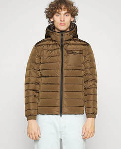 Veste matelassée imperméable pour hommes Manteau matelassé d'hiver à bulles rembourré en polyester vert Veste matelassée pour l'extérieur pour hommes - Product Image 3