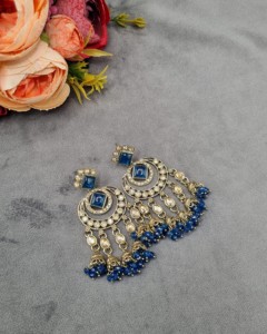 Pendientes de diseñador con cuentas de cristal y piedras preciosas talladas en forma de princesa, estilo Jhumka, para mujer, tradicionales, para fiestas y eventos, venta al por mayor. - Product Image 4