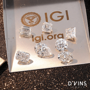 Anillo de Compromiso D'vins Jewels con Diamante de Laboratorio OMC de 3.09 Quilates, Corte Cojín, Claridad VS1, Color D, Precio al por Mayor - Product Image 2