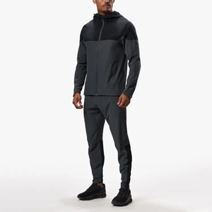 Survêtement gris foncé pour homme, manches longues, à capuche, fermeture éclair, coupe sportive, coupe régulière, vêtements d'automne, séchage rapide, polyester, poches latérales - Product Image 1