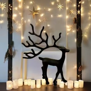 Décoration de Noël élégante en métal en forme de renne, centre de table festif pour un style saisonnier - Product Image 2