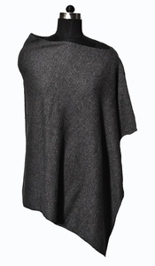 Chal Largo de Lana y Nailon a Cuadros para Mujer, 70% Lana, 30% Nailon, para Invierno, de Lowellcraft - Product Image 3