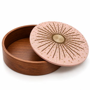 Boîte à chocolats en métal martelé et acrylique avec bouton sculpté en forme d'arbre pour mariages et cadeaux haut de gamme, tailles et couleurs personnalisées disponibles - Product Image 4