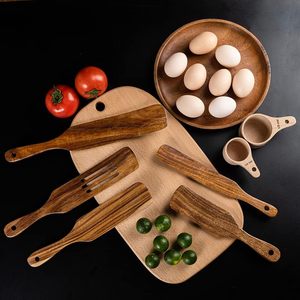 Ensemble artisanal de 5 ustensiles de cuisine en bois, cuillère et spatule en bois de luxe, cadeau de déménagement, accessoires de cuisine - Product Image 6