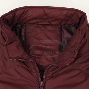 Abrigos acolchados con capucha desmontable y logotipo personalizado, chaquetas acolchadas hechas a medida con burbujas para hombre de invierno a la venta - Product Image 6