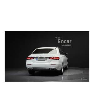 Mercedes-Benz Clase E E220d 4MATIC Exclusive, Modelo de Julio 2023, 33,287 km, Caja de Cambios Automática, Asientos de Cuero, Cámara Trasera, Diésel, Volante a la Izquierda - Product Image 4