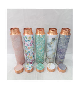 Botella de agua de cobre hecha a mano con beneficios ayurvédicos y tapa a prueba de fugas para uso diario - Product Image 6