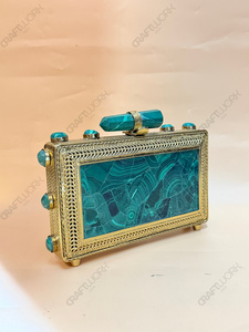 Pochette de soirée de luxe en malachite, en laiton doré, faite à la main, de créateur, pour mariage et mariée - Product Image 2