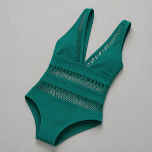 Maillot de bain une pièce tendance pour femme, monokini à taille haute avec empiècement en maille, maillot de bain sculptant, respirant et à séchage rapide pour la plage - Product Image 1