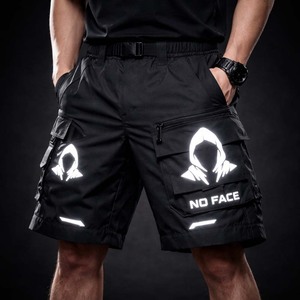 กางเกงขาสั้นเทคแวร์ผู้ชายพิมพ์ลายสะท้อนแสง หลายกระเป๋า สไตล์ทหาร สีดำ ขายส่ง พร้อมโลโก้สั่งทำ - Product Image 3