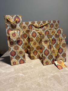 Bolsas de Papel Artesanales Impresas a Mano, Ecológicas, Recicladas, de Kraft, para Regalos, Boutiques, Bodas y Eventos de Lujo - Product Image 2