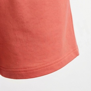 Ensemble décontracté 2 pièces tricoté pour femme : T-shirt uni corail à manches courtes et short au-dessus du genou – Idéal printemps-été - Product Image 6