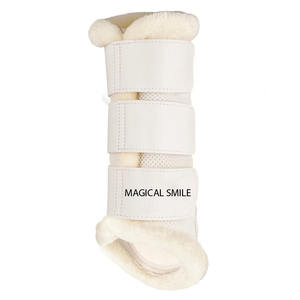 Botas de cepillado para caballos de alta calidad, altamente suaves, que ofrecen protección óptima, y botas de cepillado blancas con malla transpirable. - Product Image 2