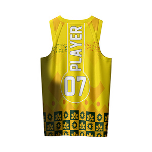 Ensemble short et maillot de basketball personnalisé pour homme, imprimé par transfert thermique, 100 % polyester, maille respirante, évacuation de l'humidité, séchage rapide, col rond - Product Image 3