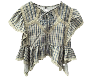 Blusa de Algodón a Cuadros para Mujer con Ribete de Encaje, Manga con Volantes, Cuello en V, Corte Holgado, Estilo Prairie Chic, Ropa Casual de Primavera/Verano - Product Image 3