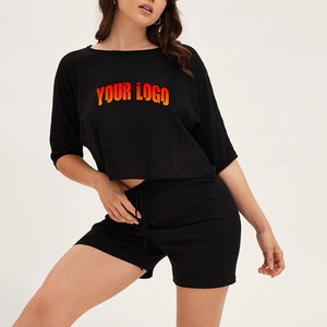 Conjunto de 2 Piezas Personalizado para Mujer, Verano, ODM OEM XL, Ropa Deportiva, Camiseta con Hombros Caídos y Pantalones Cortos, Algodón Orgánico, Ropa a Juego - Product Image 4