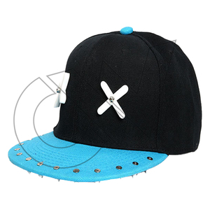 Casquette Snapback Sportive Ajustable Noire et Bleue avec Logo X Blanc et Rivets, Style Urbain, 5 Panneaux, Unisexe Adulte, Décontractée Printemps-Été - Product Image 2