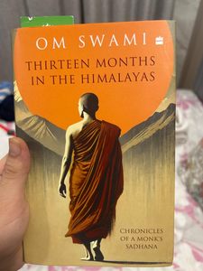 หนังสือปกอ่อน "สิบสามเดือนในหิมาลัย" โดยออม สวามี หนังสือขายดีสำหรับผู้ใหญ่ - Product Image 5