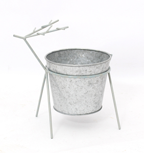 Fresh Trending Metal <b>Tealight</b> Candle <b>Holder</b> Reindeer Design Home and Christmas Lights Decoration <b>Tealight</b> <b>Holder</b> - Product Image 1