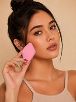Éponge de maquillage JLY Premium en polyuréthane hydrophile à texture douce et rebondissante, design à facettes de diamant pour un mélange parfait et une précision accrue