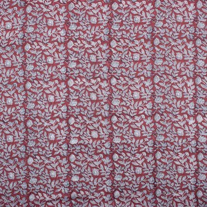 Tissu floral imprimé à la main au mètre |   Tissu en coton à imprimé botanique |   Textile indien fait main pour la décoration intérieure - Product Image 3