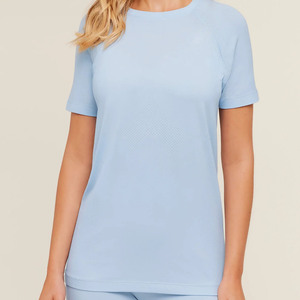 Camiseta informal de manga corta para mujer, cuello redondo, corte regular, tejido de punto, transpirable, de secado rápido, para uso diario, ajuste relajado, transpirable - Product Image 1