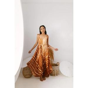 Vestido Maxi Bohemio de Algodón 100% Tejido Ecológico con Estampado a Cuadros, Tirantes Finos y Cuello en V para Mujer, Ideal para Celebraciones Festivas - Product Image 1