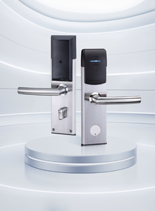 Serrure de porte intelligente Bluetooth pour hôtel avec application TTLock, serrure RFID SS304, Fox Domotics Classic P Lock - Product Image 2