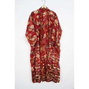 Robe kimono en soie indienne vintage faite à la main, mode fabuleuse pour l'été, l'automne et le printemps, pour toutes les saisons - Product Image 5