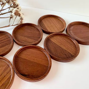 Ensemble de sous-verres en bois de noyer écologiques de qualité supérieure, durables, classiques, pour boissons, tasses à thé et à café, maison, bureau, hôtel, par Universal - Product Image 1