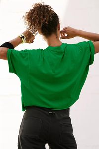 Camiseta Corta Moderna para Mujer, Corte Holgado, Estilo Casual de Verano, con Opciones de Logotipo Personalizado para Colecciones de Ropa al por Menor - Product Image 5