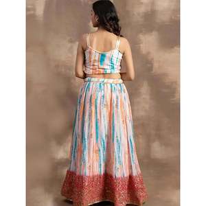 Vestido de Novia Fascinante en Blanco y Rosa con Trabajo Zari, Lehenga Choli de Chinon - Product Image 4