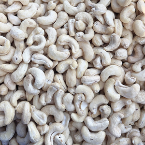 Nueces de Anacardo de Alta Calidad al por Mayor A180 Santigo, Nueces de Anacardo Tostadas de Vietnam Exportadas a Asia, la UE y Oriente Medio - Product Image 1