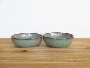 Elegante Tazón de Cerámica para Comedor con Acabado Suave en Verde Salvia, Forma Curva Lisa, Resistente a los Arañazos, Ideal para Comidas Diarias y Recepciones con Estilo - Product Image 3