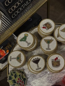 แผ่นรองแก้วรูปดอกไม้ประดับมุกทำมือ CRYSTAL CRAFT ของตกแต่งโต๊ะทำงาน/บ้าน ดีไซน์สวยหรูจาก crescent - Product Image 5