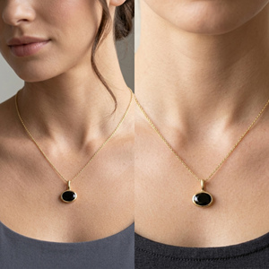 Colgante de Plata de Ley Chapado en Oro con Ónix Negro Ovalado de 10mm y Engaste de Bisel, con Anilla - Joyería de Regalo - Product Image 6