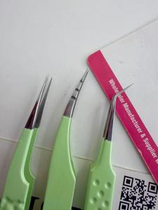 Nouvel ensemble de pinces à cils antistatiques GETUP BROSONS IMPEX en acier inoxydable, pointe lisse de 10 mm, manche confortable vert - Product Image 1