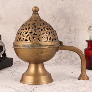 Elegante Quemador de Incienso de Latón - Ecológico, Religioso, Espiritual, Decorativo, Compañero de Estilo de Vida para Meditación y Oración - Product Image 3