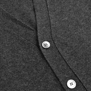 Cárdigan de Punto Gris para Hombre, Cuello en V, Manga Larga, Cierre de Botones, Color Sólido, Suéter de Invierno, Corte Regular, 100% Acrílico - Product Image 4