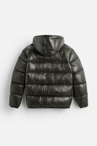 Blouson matelassé brillant vert olive pour homme Aussie Edge, manteau d'hiver épais 100 % polyester, vente en gros, vêtements d'extérieur personnalisés - Product Image 2
