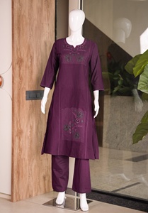 Women Purple Dhabu Cotton <b>Kurti</b> Pant Set With Embroidery Work Casual Wear Loose Fit Ankle Length <b>Indian</b> Pakistani Style - Product Image 4