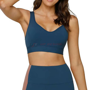 Nouvel ensemble de yoga 2 pièces pour femme, respirant, sans couture, couleur unie, personnalisable, haute qualité, idéal pour la gym et le fitness - Product Image 4