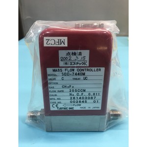 เครื่องควบคุมการไหลของมวล HORIBA STEC SEC-7440M, CH2F2 - อุปกรณ์และอะไหล่เซมิคอนดักเตอร์ระดับโลกที่เชื่อถือได้ - Product Image 3