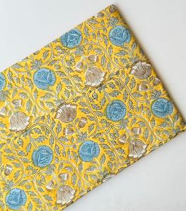 Tela de Algodón 100% Transpirable y Ecológica, Estampada a Mano, Hecha a Mano en Jaipur, Famosa Tela de Algodón con Estampado Tradicional - Product Image 2