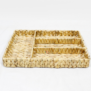 Plateau de rangement rectangulaire artisanal en jacinthe d'eau naturelle, écologique, rustique, Dong Thap, organisateur pour la maison, la cuisine et le salon - Product Image 1