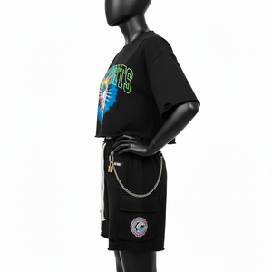 Conjunto de Camiseta y Pantalones Cortos de Algodón para Mujer, Pantalones Cortos Cargo Negros, Estampado Tie Dye Multicolor, Logotipo Personalizado, Top Corto y Pantalones Cortos 100% Algodón - Product Image 3