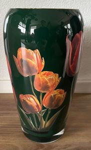 Linea Exports Inc Ceramic Round <b>Vase</b> With Orange Lily Design Glossy Finish Handmade Traditional Style Tabletop Decor - Product Image 4
