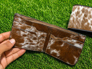 Cartera Bifold de Cuero Genuino de Vaca al por Mayor – Proveedor de Carteras de Cuero con Pelo de Primera Calidad para Hombre - Product Image 3