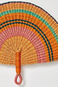 Éventail décoratif en jonc de mer tressé rayé, fait main, avec motif géométrique, style ethnique traditionnel, pour la décoration murale de la maison. - Product Image 3